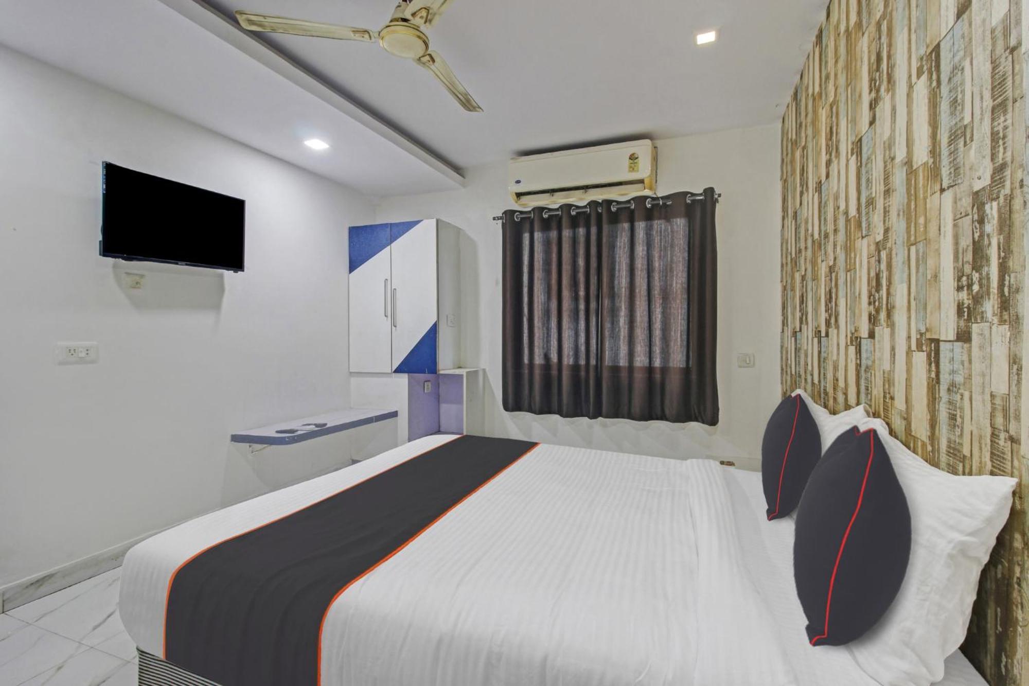 Hotel Collection O Sai Krupa à Haïdarabad Extérieur photo